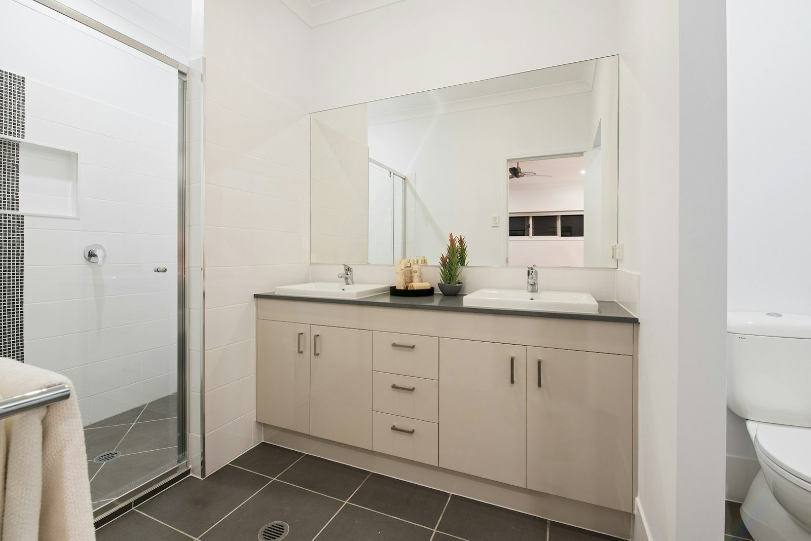 Bathroom renovation Drouin - area drouin south