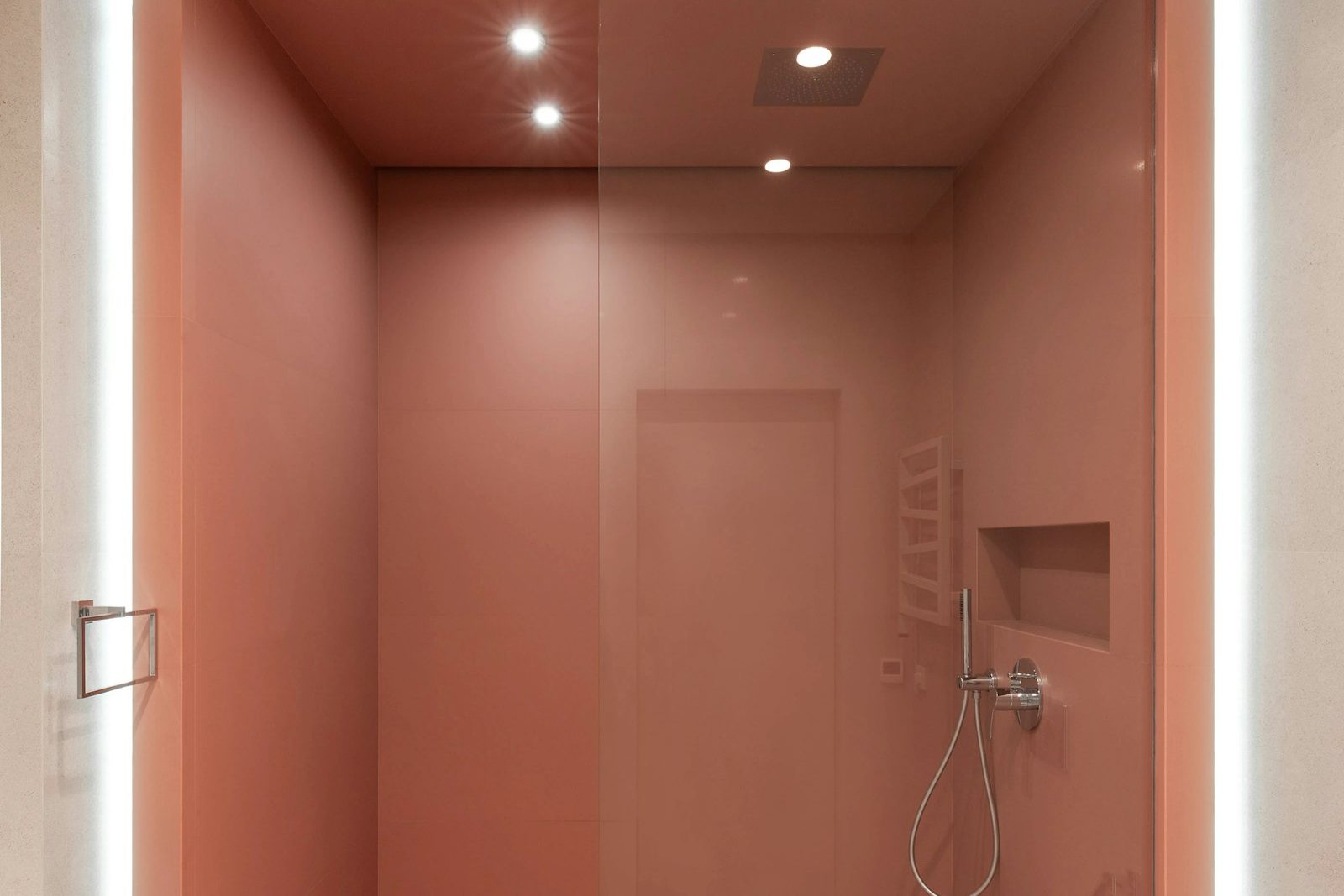 Bathroom renovation Drouin - shower conversions